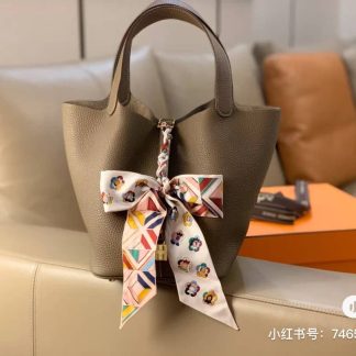 Replica Hermes Picotin Lock 18 Clemence Leather Bag